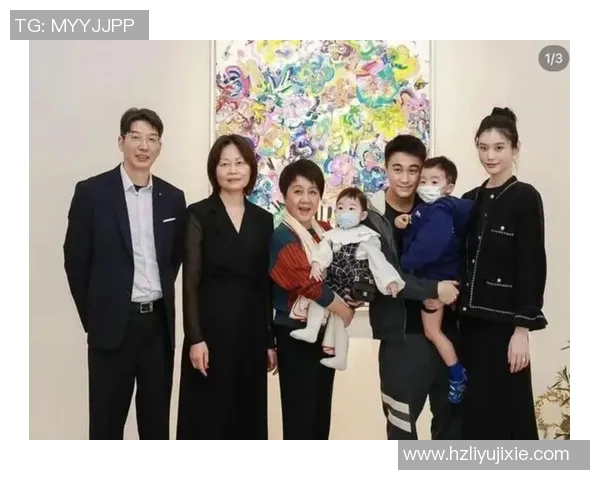 绿军小老板何猷君晒家庭生活照 妻子陪伴孩子过生日温馨满满